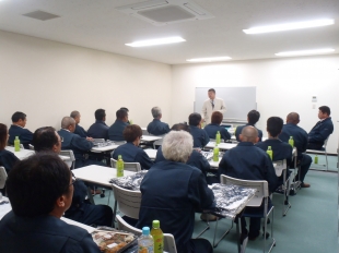 画像：10/25社内安全会議開催1