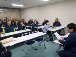 画像：12/13社内安全会議(芳賀俊一講師特別指導)2