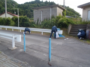 画像：地域貢献活動を行いました。3
