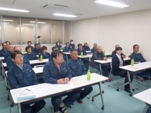 画像：12/12社内安全会議開催2