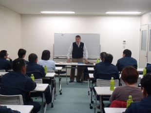 画像：3/5社内安全会議開催（芳賀俊一講師）4