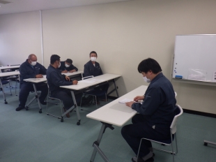 画像：令和3年6月度社内安全会議2