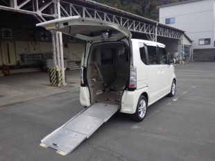 画像：車いす仕様車納車しました。3