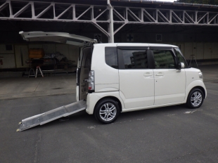 画像：車いす仕様車納車しました。4